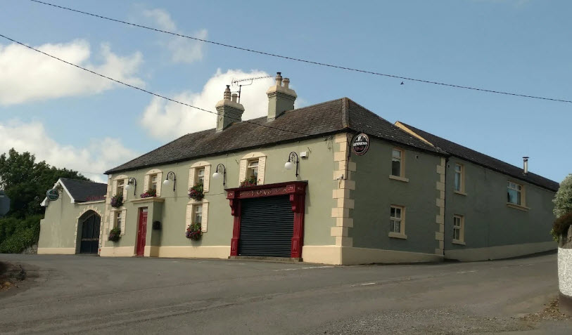 Foxs (Foxs Castle Lounge), Ireland